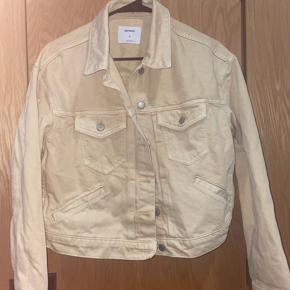 tan color cropped jean jacket from old navy!